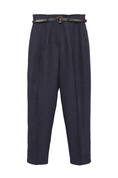 Kadın Kemerli Havuç Paça Pantolon