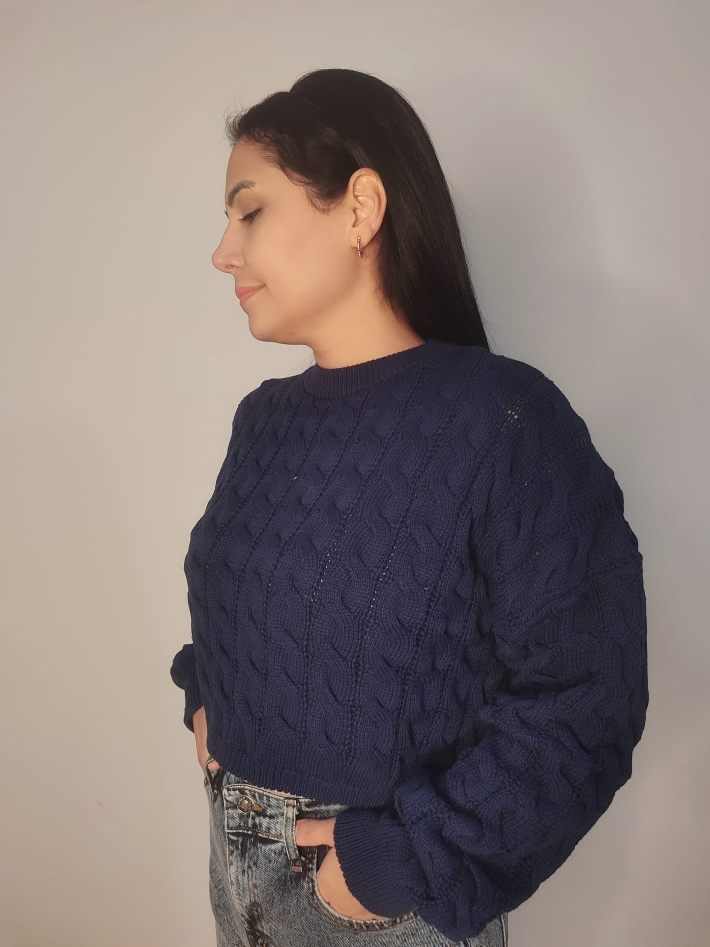 Kadın Saç Örgülü Crop Triko Kazak